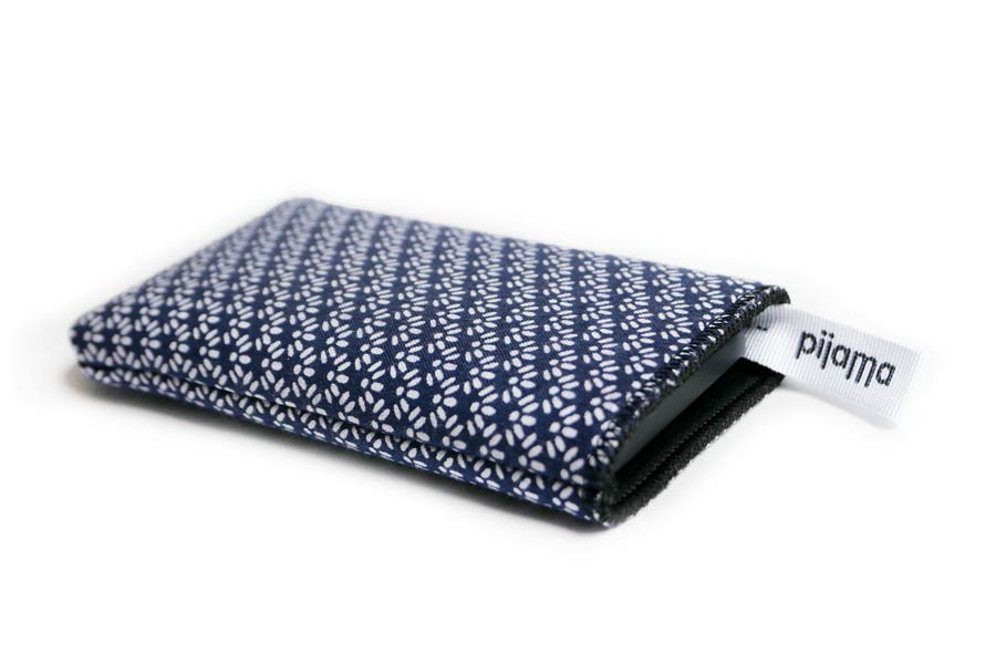 Custodia per iPhone 16 Plus / 15 Pro Max / 14 Pro Max / 13 Pro Max / 12 Pro Max / 11 Pro Max / 11 / XS Max / XR Petali Blue Custodia per iPhone 16 Plus / 15 Pro Max / 14 Pro Max / 13 Pro Max / 12 Pro Max / 11 Pro Max / 11 / XS Max / XR Petali Blue